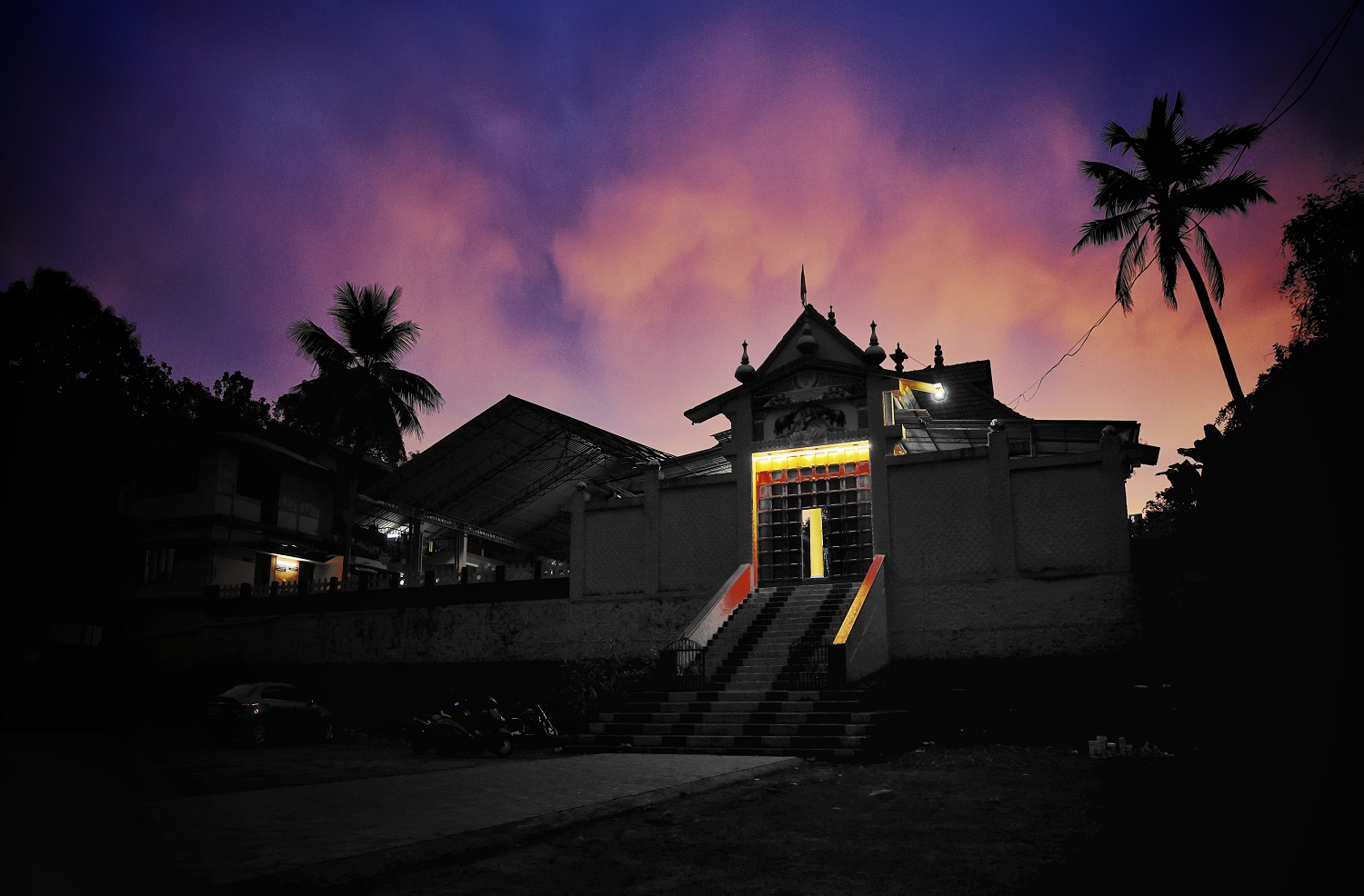 ചമ്പക്കരദേവീക്ഷേത്രം